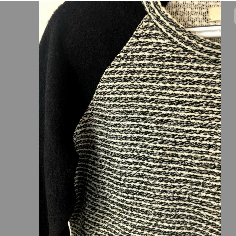 Madewell Textured Raglan Pullover Sweater - Picture 3 of 6